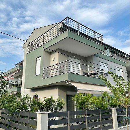 Blue Fish Luxury Villa นิกิติ ภายนอก รูปภาพ